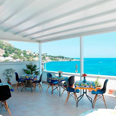 B&B Una Terrazza Sul Golfo Di Sferracavallo Exteriér fotografie