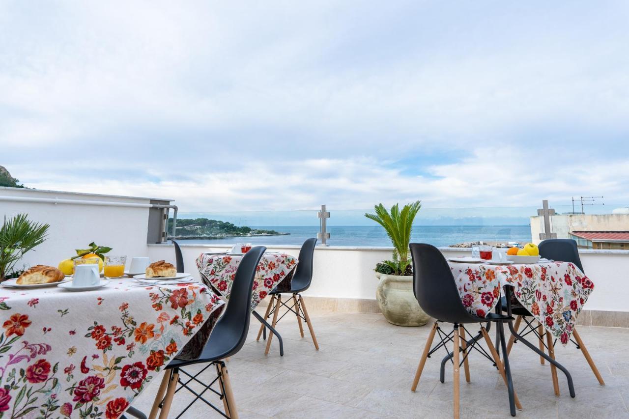 B&B Una Terrazza Sul Golfo Di Sferracavallo Exteriér fotografie