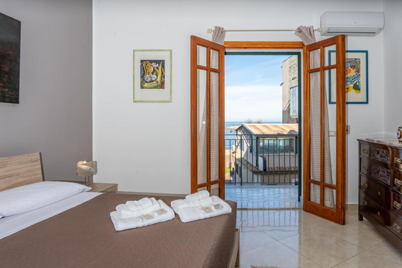 B&B Una Terrazza Sul Golfo Di Sferracavallo Exteriér fotografie