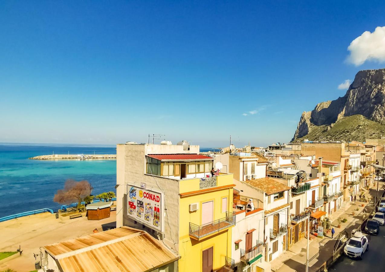 B&B Una Terrazza Sul Golfo Di Sferracavallo Exteriér fotografie
